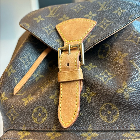 Louis Vuitton Monogram Canvas Montsouris GM backpack - Picture 9 of 16